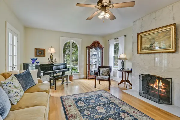 106 W 32nd ST, Austin, TX 78705