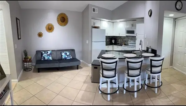 4532 COMMANDER DR #2137, Orlando, FL 32822