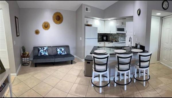 4532 COMMANDER DR #2137, Orlando, FL 32822
