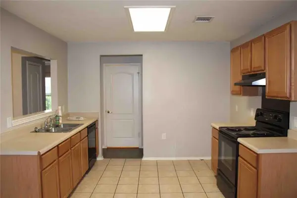 6608 Marble Creek LOOP, Austin, TX 78747