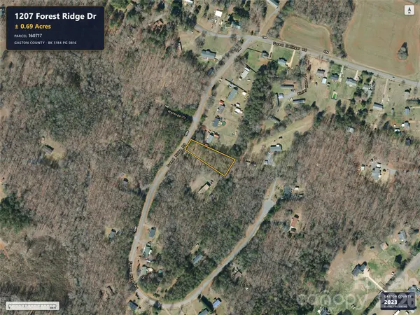 1207 Forest Ridge DR, Bessemer City, NC 28016