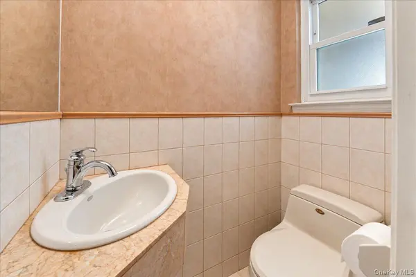 1850 Radcliff AVE, Bronx, NY 10462