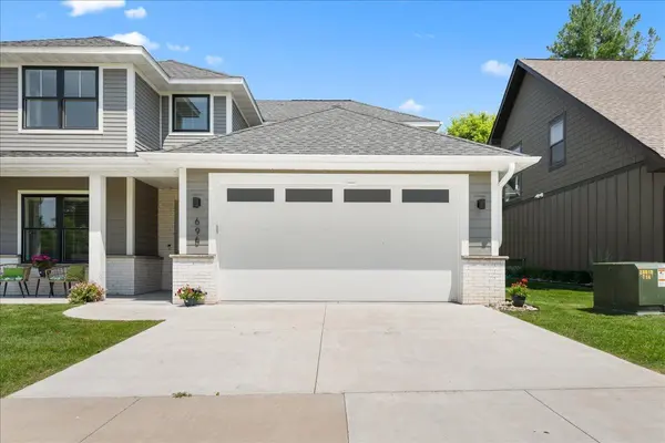 696 Inspiration PL, Bayport, MN 55003