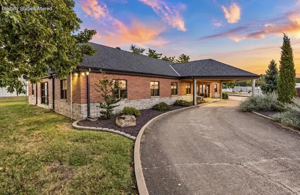 1609 S Enterprise AVE, Springfield, MO 65804