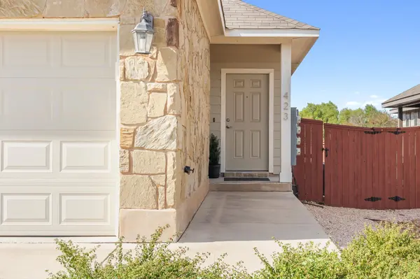 423 High Tech DR, Georgetown, TX 78626