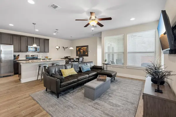 423 High Tech DR, Georgetown, TX 78626