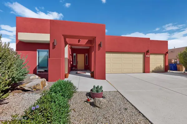 6114 Golden Echo PL, Las Cruces, NM 88012