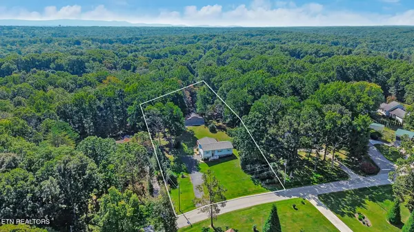 187 Cardinal Loop, Crossville, TN 38555