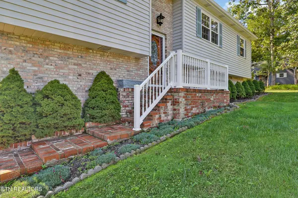 187 Cardinal Loop, Crossville, TN 38555