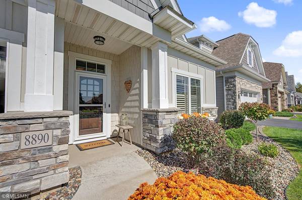 8890 Irving BLVD N, Lake Elmo, MN 55042