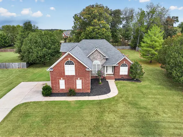 404 Cobblestone Way, Mount Juliet, TN 37122