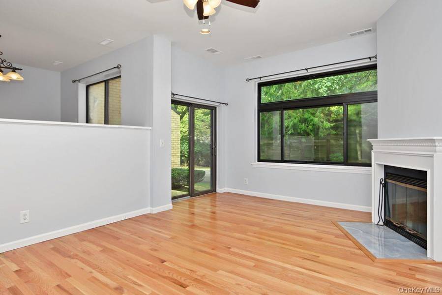 369 N Greeley AVE, Chappaqua, NY 10514