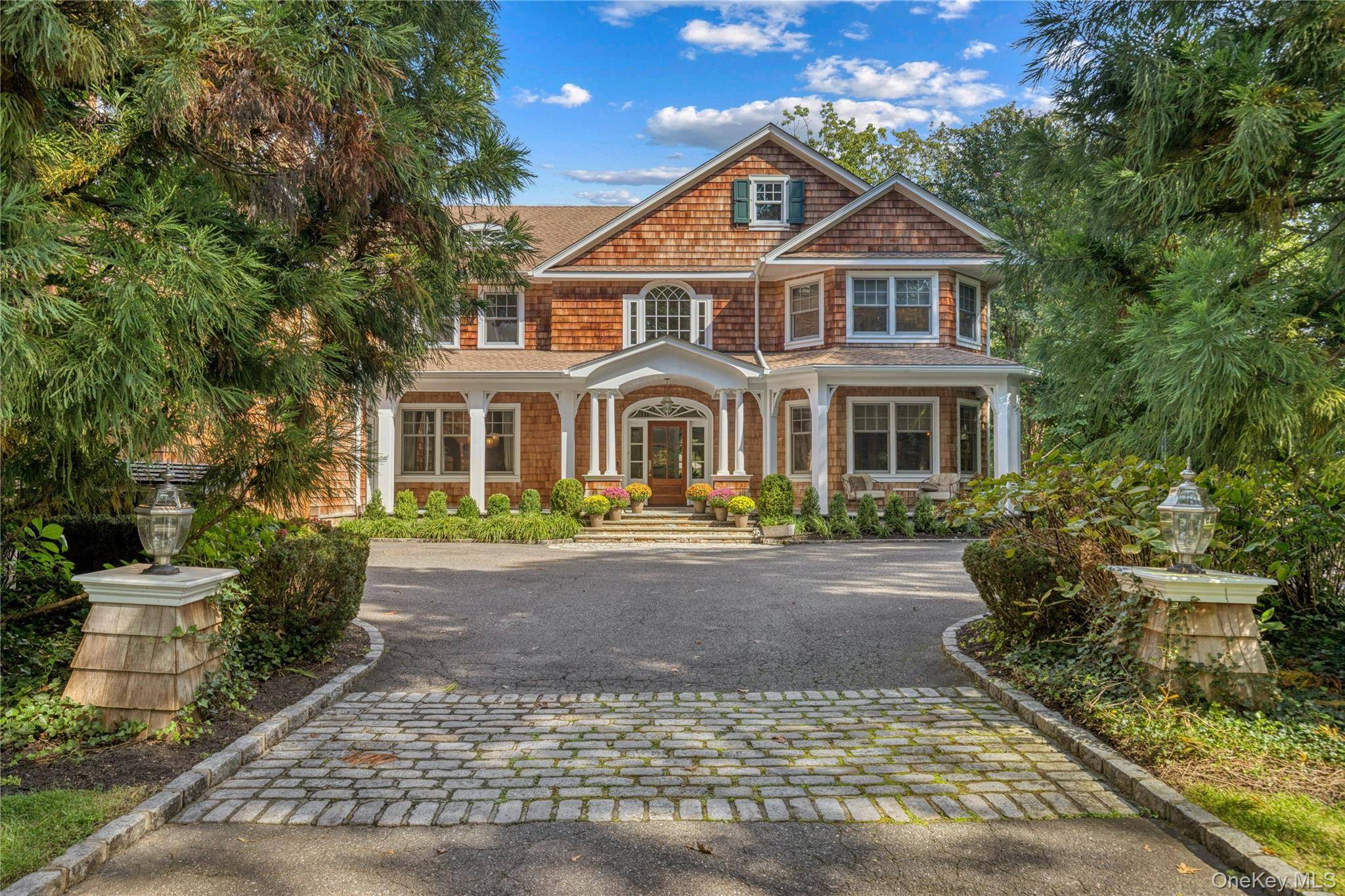 1184 Cove Edge RD, Oyster Bay Cove, NY 11791