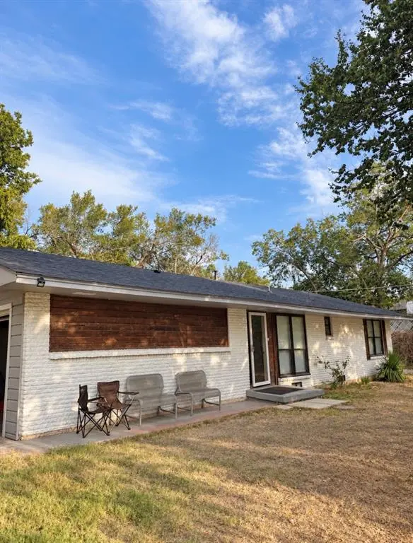 6840 Timothy Drive, Dallas, TX 75227