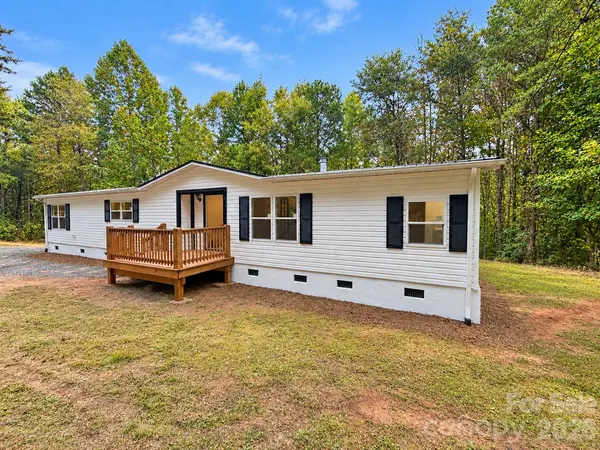 127 Pinnacle Heights DR, Nebo, NC 28761