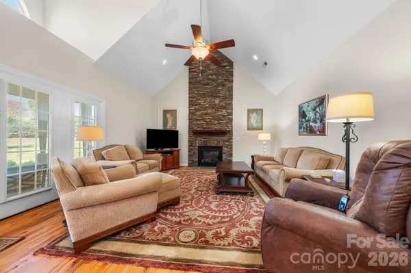 117 W Vista View PL, Mooresville, NC 28117