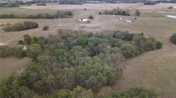 11782 NE County Road 13004 RD, Urich, MO 64788