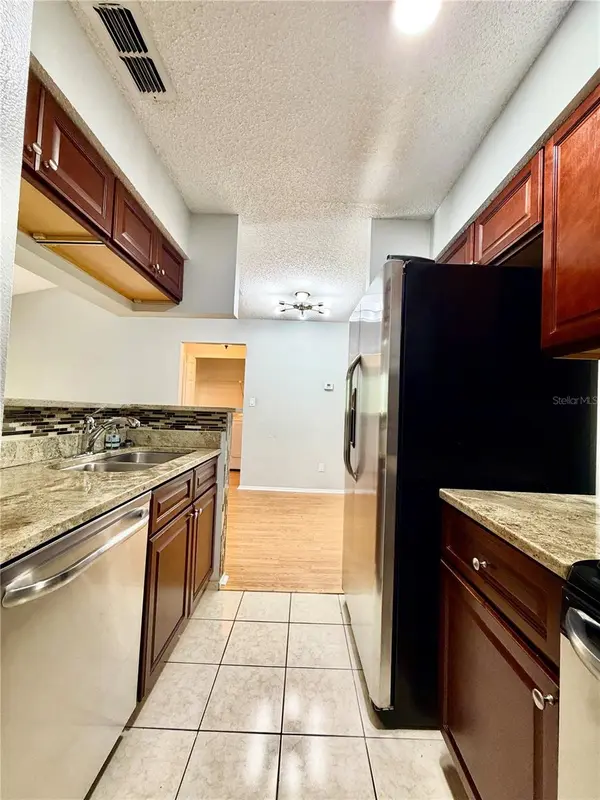 8643 MALLARD RESERVE DR #202, Tampa, FL 33614