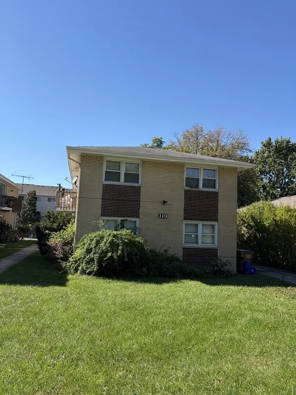 119 Cliff ST #1W, Willow Springs, IL 60480