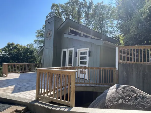 713 Lower Cravens Ter, Chattanooga, TN 37409