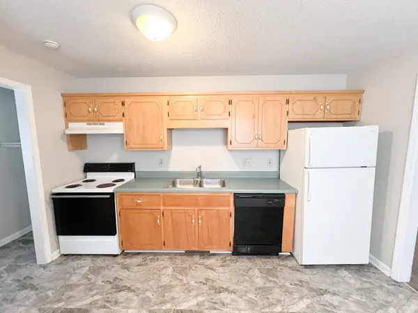 1965 Timberline Cir, Oak Grove, KY 42262