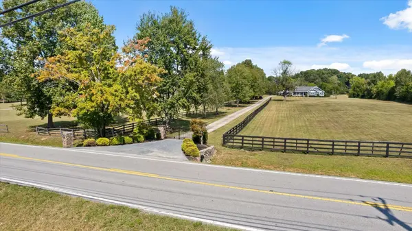 8123 Mahan Gap Road, Ooltewah, TN 37363