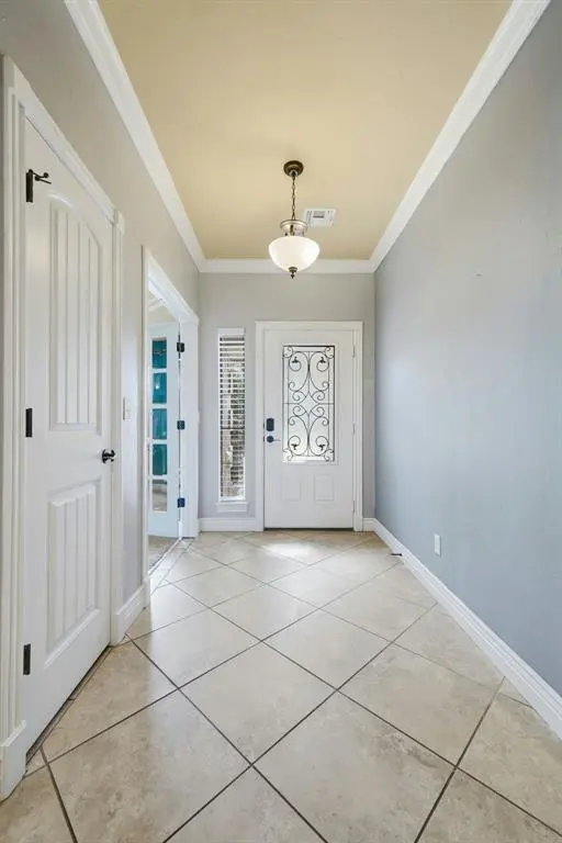 805 Candace LN, Altus, OK 73521
