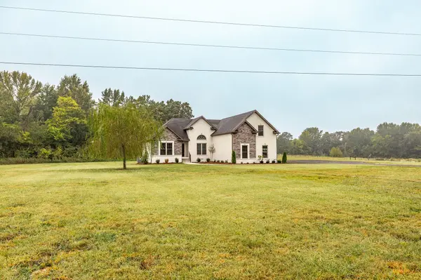 3143 Friendship Rd, Cross Plains, TN 37049