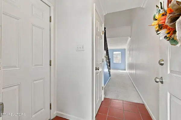 1319 Covington Drive, Knoxville, TN 37919