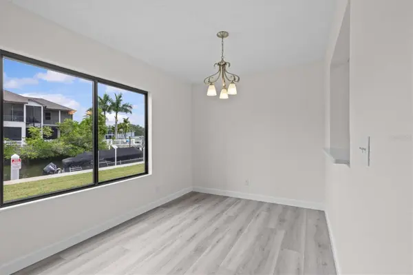 381 MOORINGS COVE DR #9B, Tarpon Springs, FL 34689