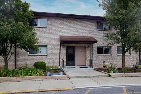 26 Cooper RD #205, Poughkeepsie, NY 12603