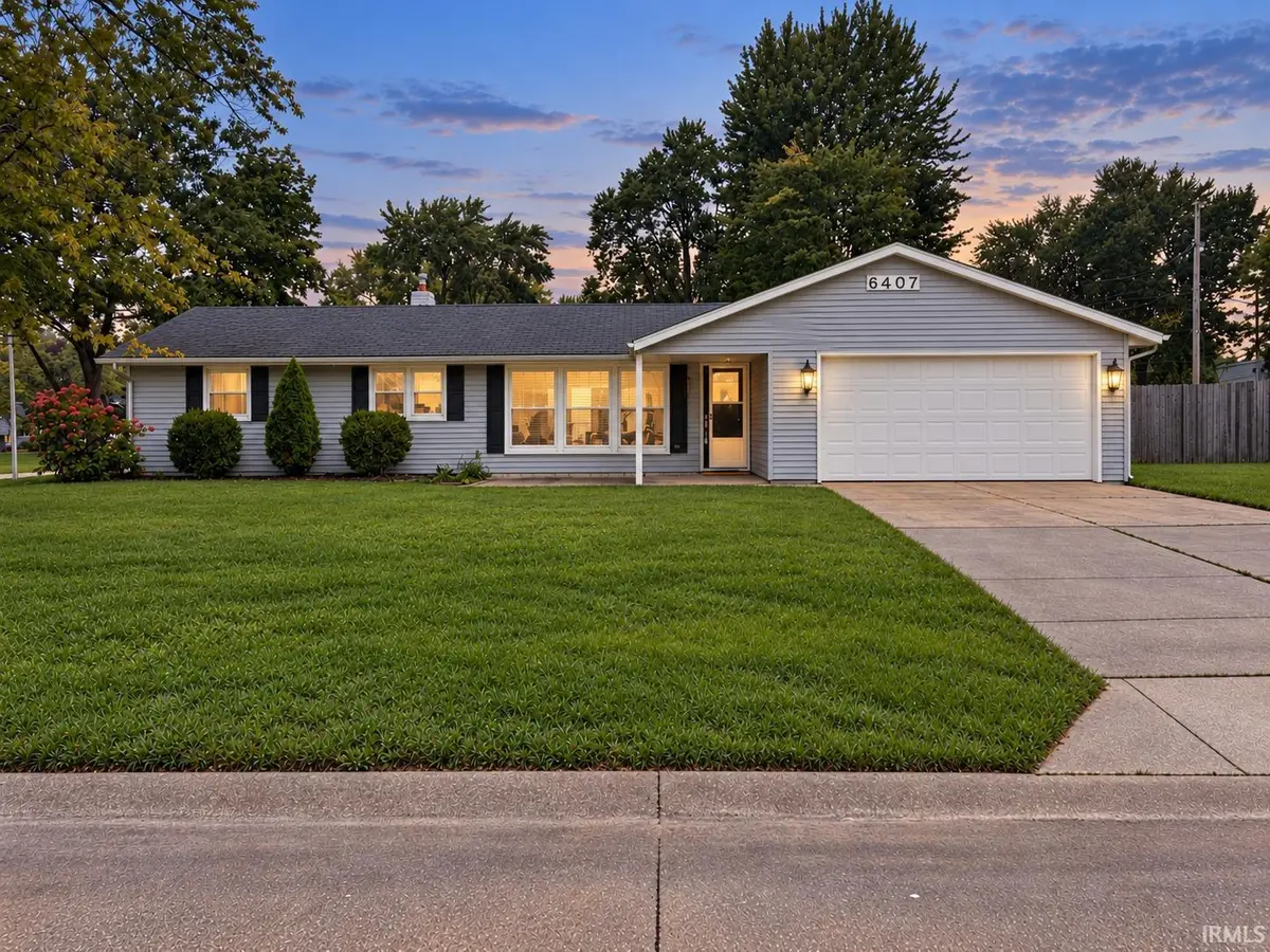 6407 Sunland DR, Fort Wayne, IN 46815