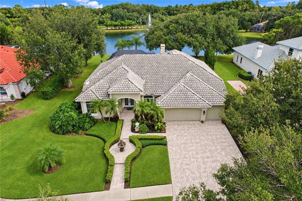 5037 WESLEY DR, Tampa, FL 33647