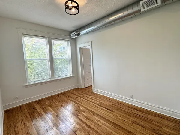 4058 W Hirsch ST #2, Chicago, IL 60651
