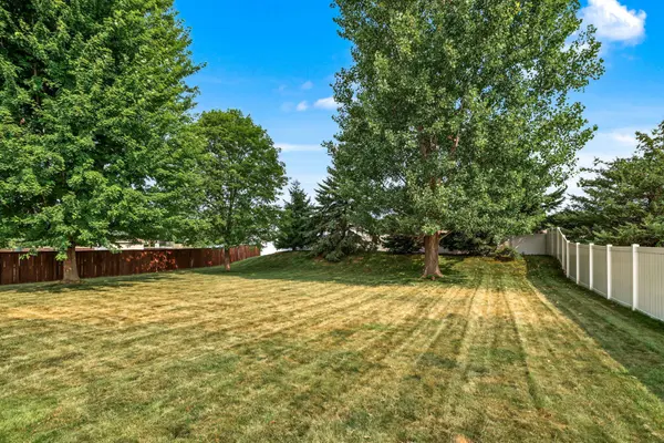 5811 191st ST W, Farmington, MN 55024
