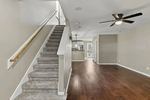 302 Mapleton Aly, Hermitage, TN 37076