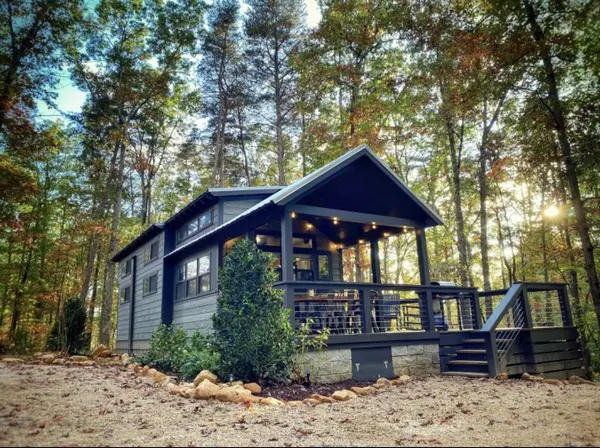 125 Waters Edge Way, Tracy City, TN 37387