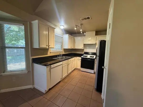 2107 Yaupon TRL, Cedar Park, TX 78613