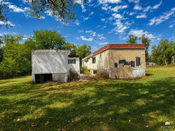 427 S Main ST, Lucas, KS 67648