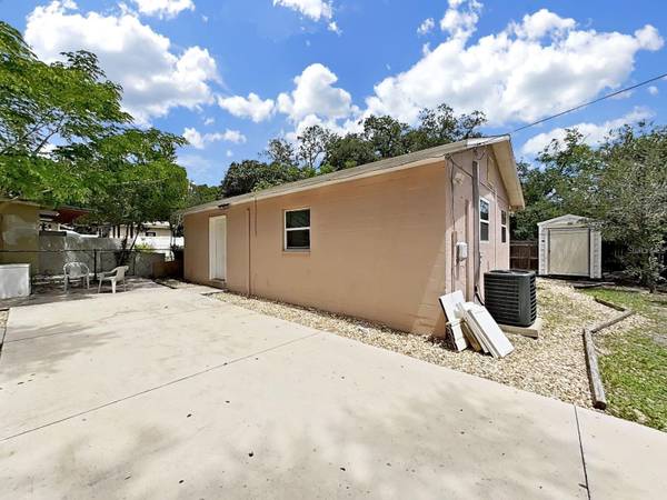 1514 E NORTH BAY ST #B, Tampa, FL 33610
