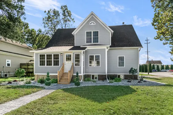421 W Mazon AVE, Dwight, IL 60420