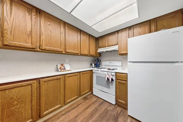 6301 Colony WAY #2C, Edina, MN 55435
