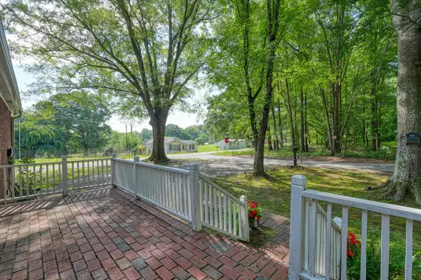 110 Chapman CIR, Spartanburg, SC 29307