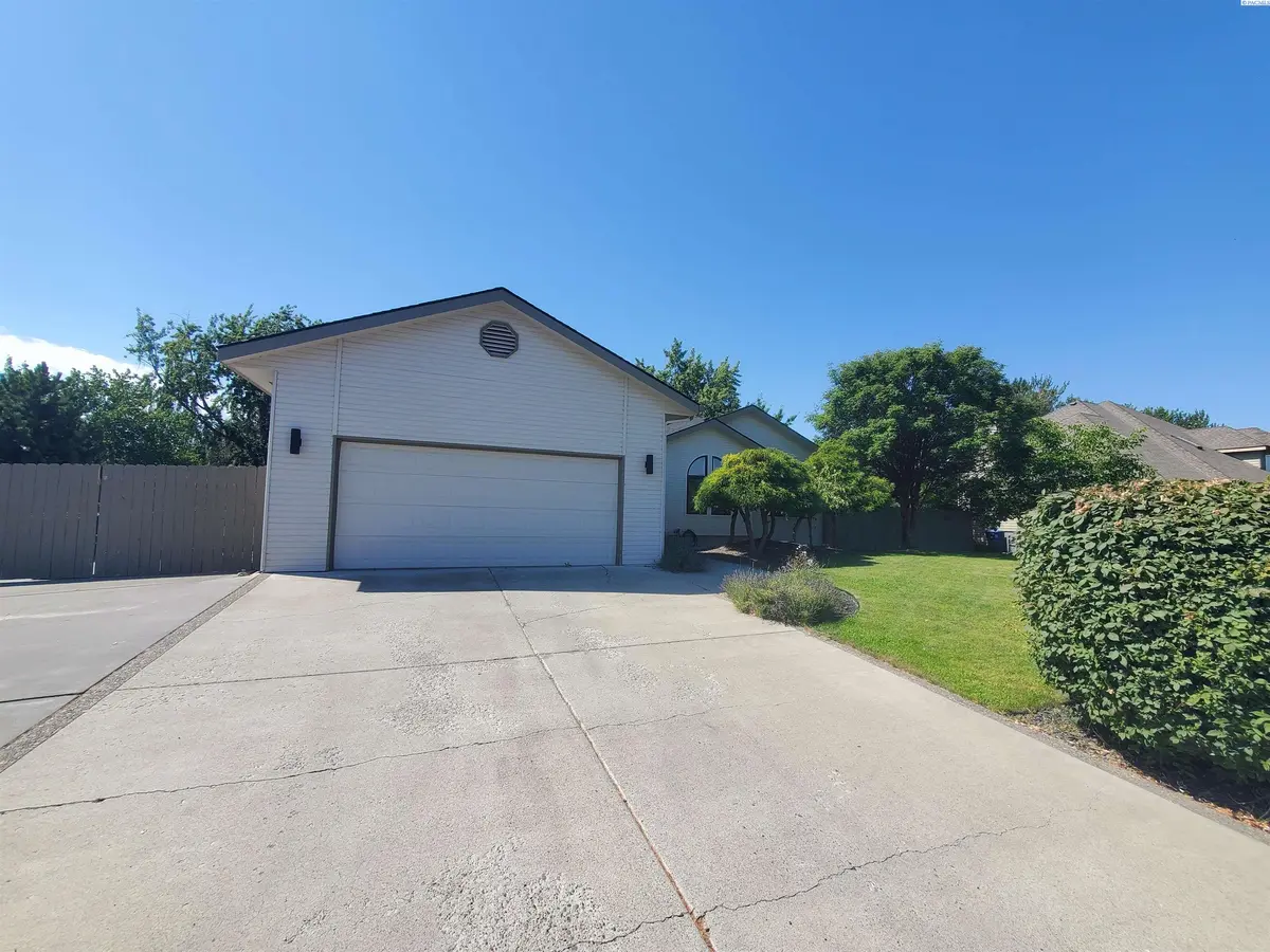 401 Shaw St, Richland, WA 99354