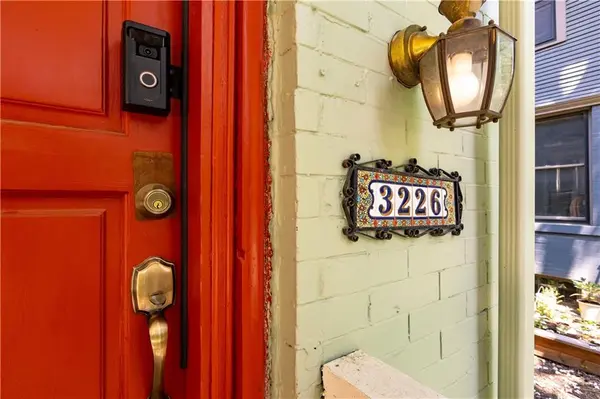 3226 Campbell ST, Kansas City, MO 64109