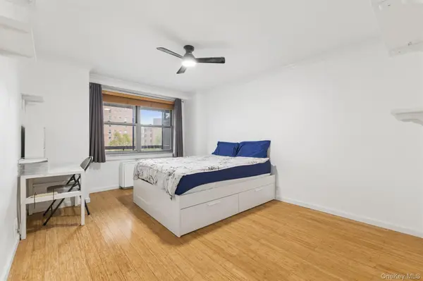 70-25 Yellowstone BLVD #3X, Forest Hills, NY 11375