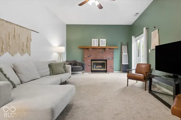 12160 Pebblebrooke CT, Indianapolis, IN 46236