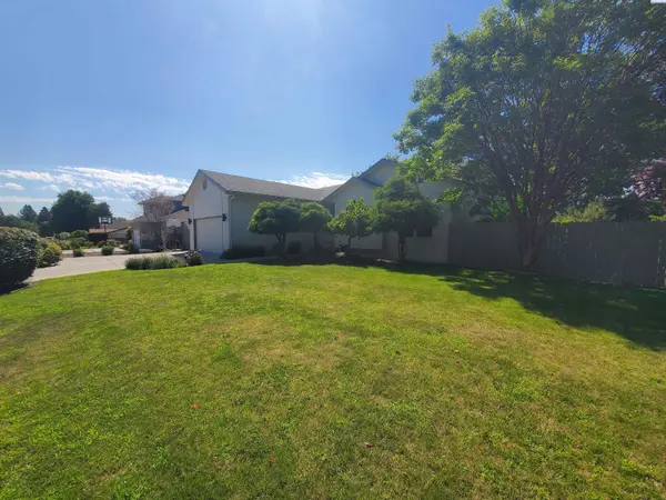401 Shaw St, Richland, WA 99354