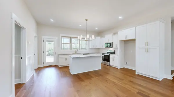 1192 Fisher Dr, Greenbrier, TN 37073