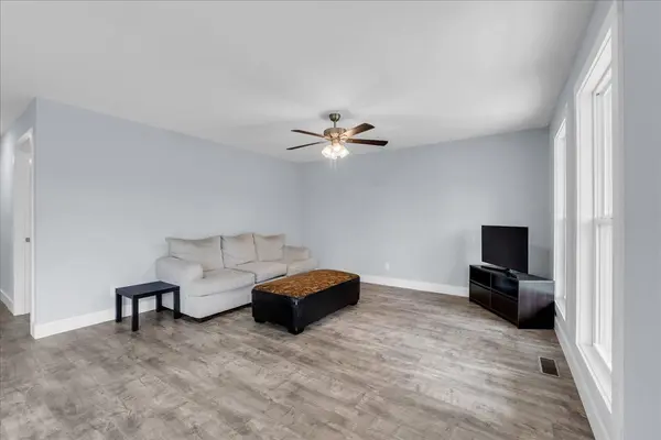829 Luttrell Ave, Smithville, TN 37166